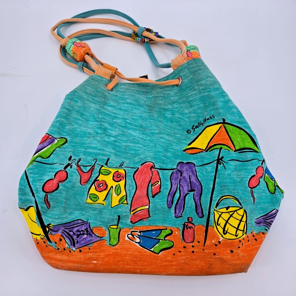 Sally Huss Sun N Sand Canvas Tote Retro Laundry Print Wooden Bead‎ Bag GUC